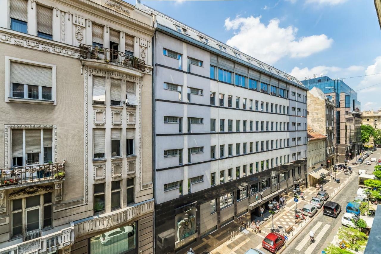Bpr B&W Elegant Home Budapest Bagian luar foto
