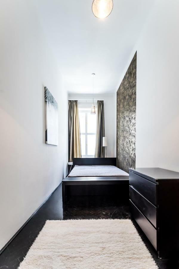 Bpr B&W Elegant Home Budapest Bagian luar foto